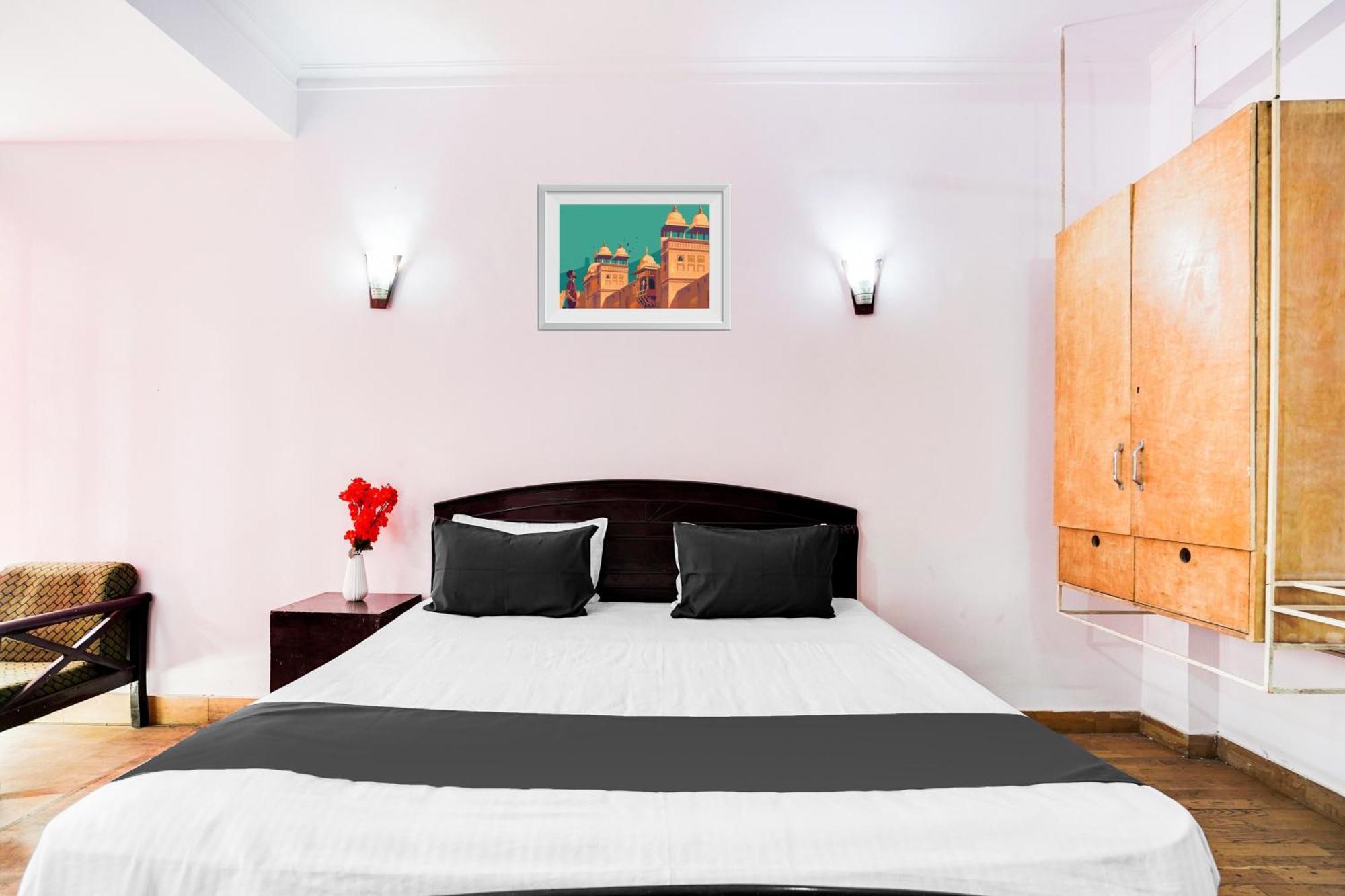 Hotel O Noida Stay Esterno foto
